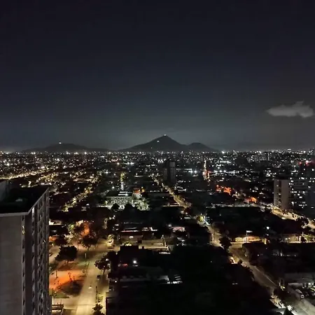 Departamento Centrico Est Metro Ecuador Apartment